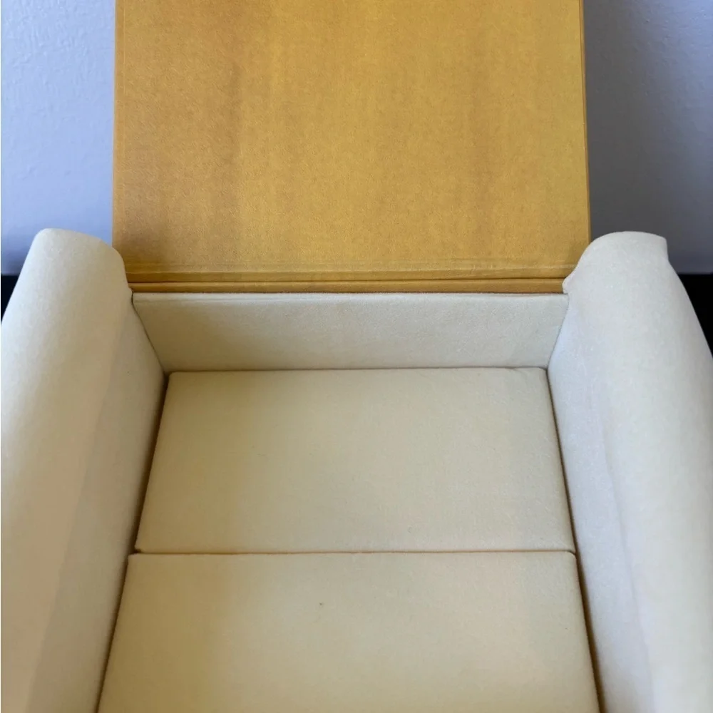 Fendi Yellow Necklace/ Jewelry Box